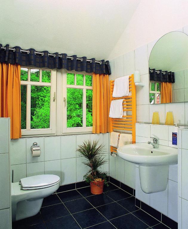 Hotel Restaurant Lathener Marsch Room photo